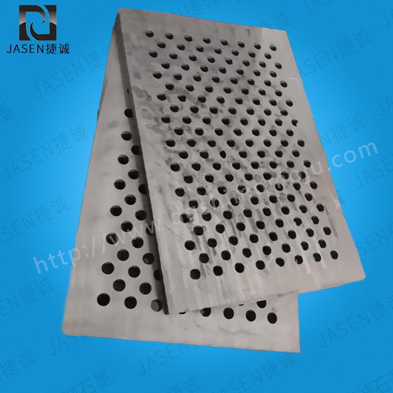 真空爐石墨爐床板工作溫度的控制與監(jiān)測